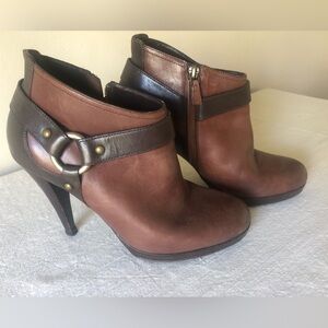 Cole Haan size 7 multi-brown leather bootie